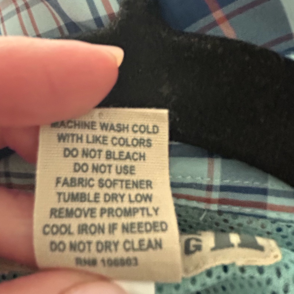 Duluth trading Company, short sleeve, button-down shirt. - Picture 9 of 9
